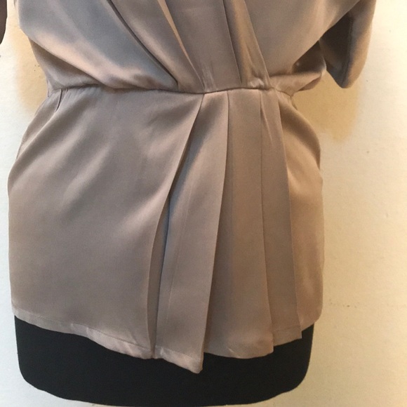 Diane Von Furstenberg Silk top Size 2 - Picture 3 of 8